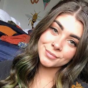 Meet your Posher, Cassie